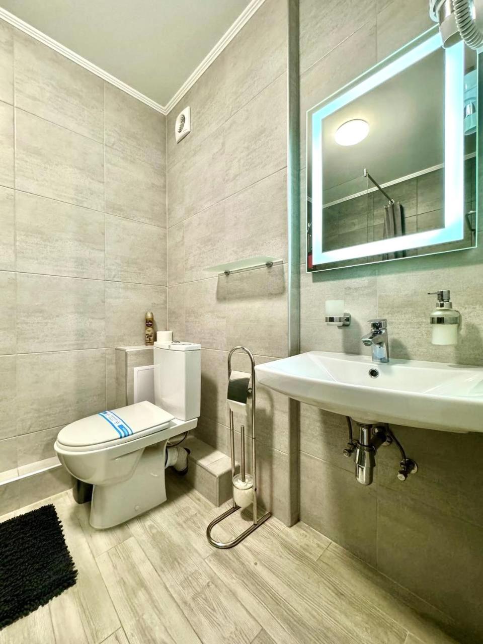 Apartpoltava Апартаменти Бізнес-Класу В Престижній Новобудові З Панорамним Балконом Центр Bagian luar foto