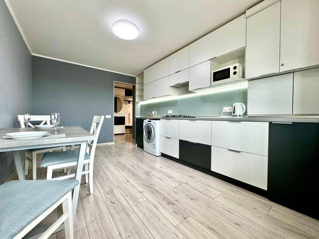 Apartpoltava Апартаменти Бізнес-Класу В Престижній Новобудові З Панорамним Балконом Центр Bagian luar foto