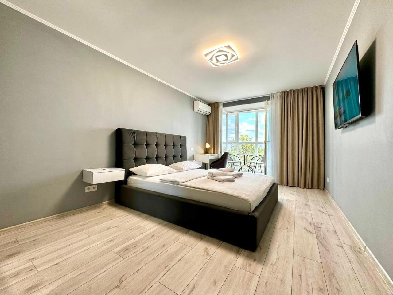 Apartpoltava Апартаменти Бізнес-Класу В Престижній Новобудові З Панорамним Балконом Центр Bagian luar foto