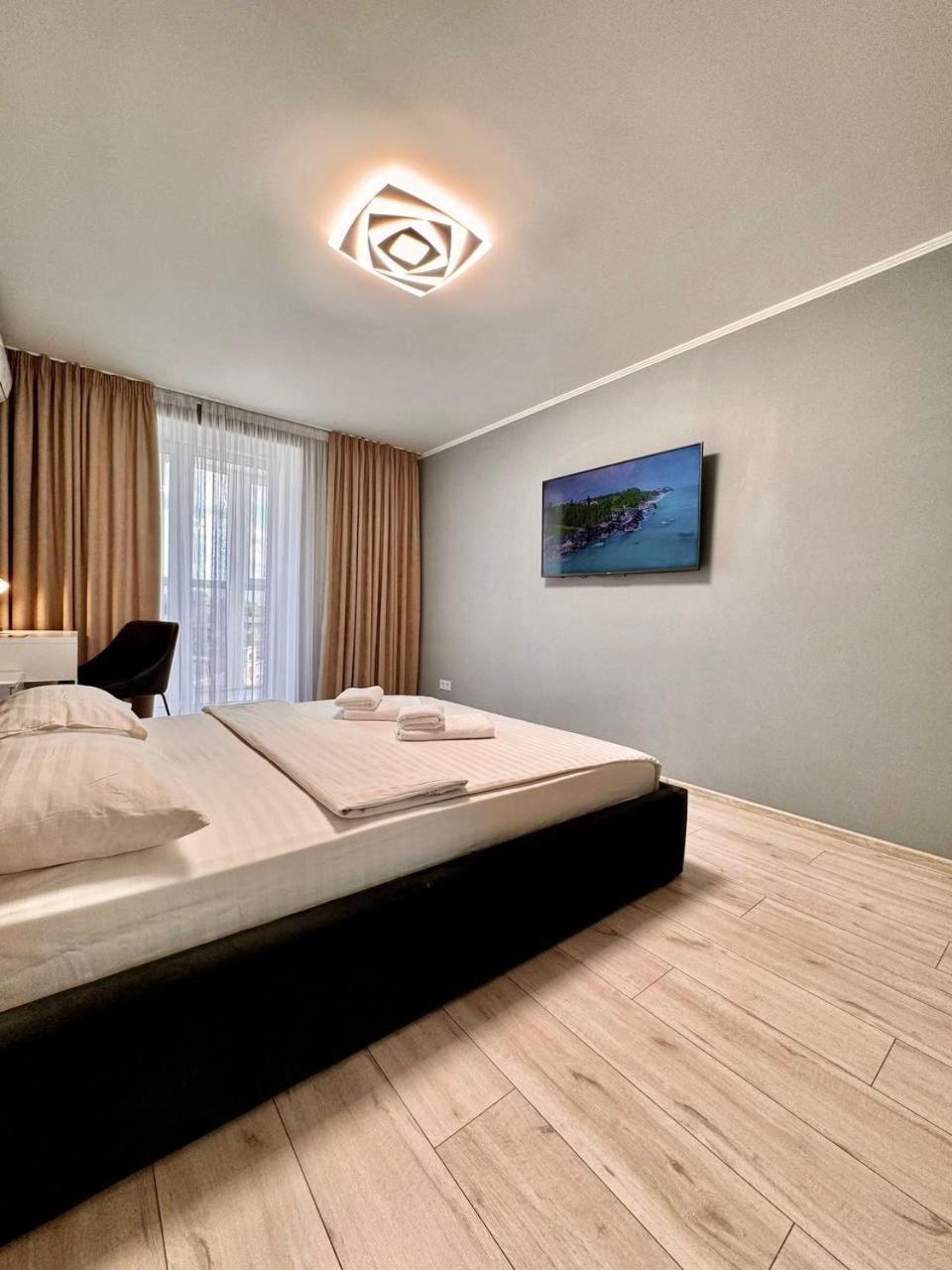 Apartpoltava Апартаменти Бізнес-Класу В Престижній Новобудові З Панорамним Балконом Центр Bagian luar foto